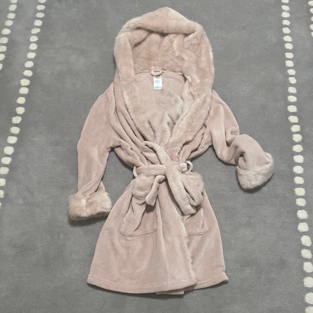 Pottery Barn Teen Robe